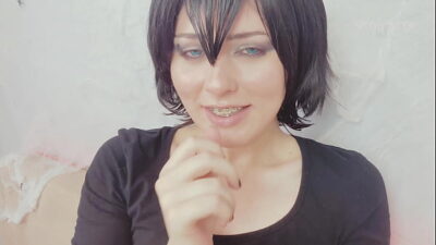 You and Mavis are alone in Dracula’s castle and she wants you to fuck her and cum deep in her pussy on Halloween