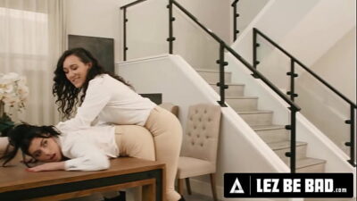 LEZ BE BAD – Private Riding Instructor MILF Sinn Sage Teaches Gal Ritchie How To DOMINATE